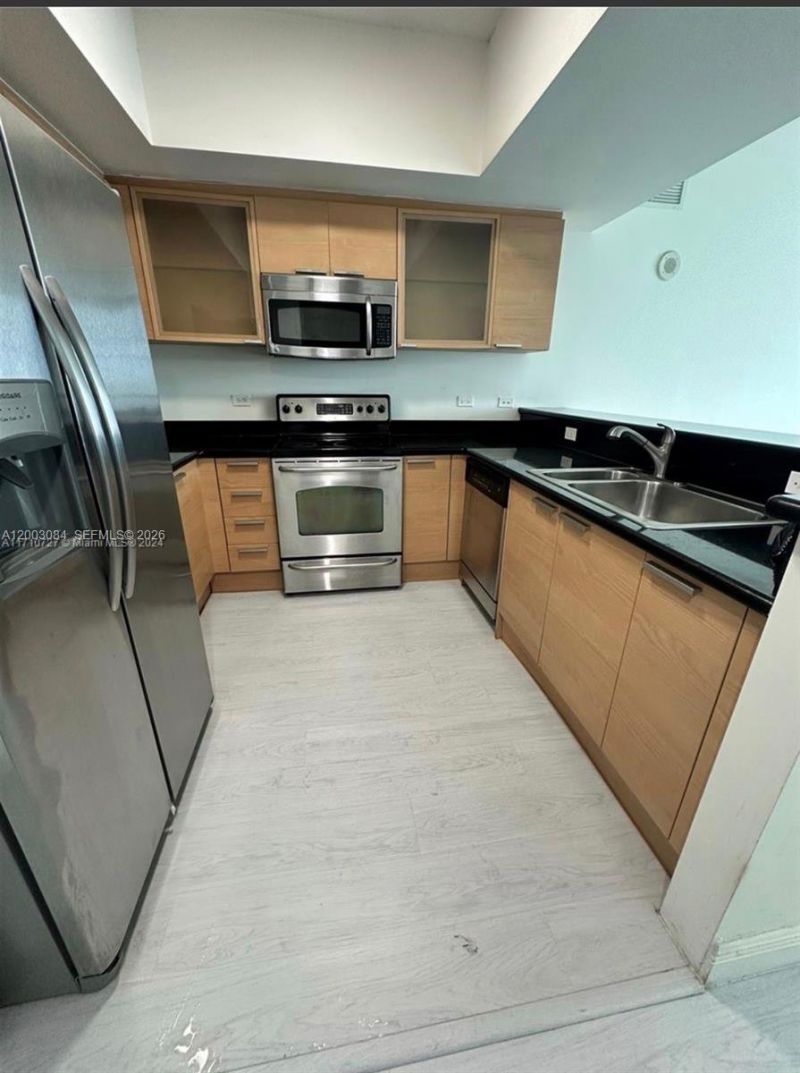 140 S Dixie Hwy , Unit 707, Hollywood, FL 33020 Photo