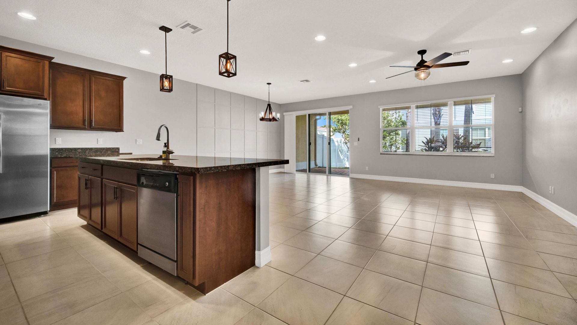 94 Palm Lane, Royal Palm Beach, FL 33411 Photo