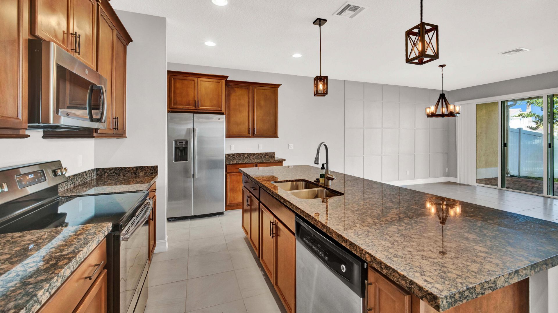 94 Palm Lane, Royal Palm Beach, FL 33411 Photo