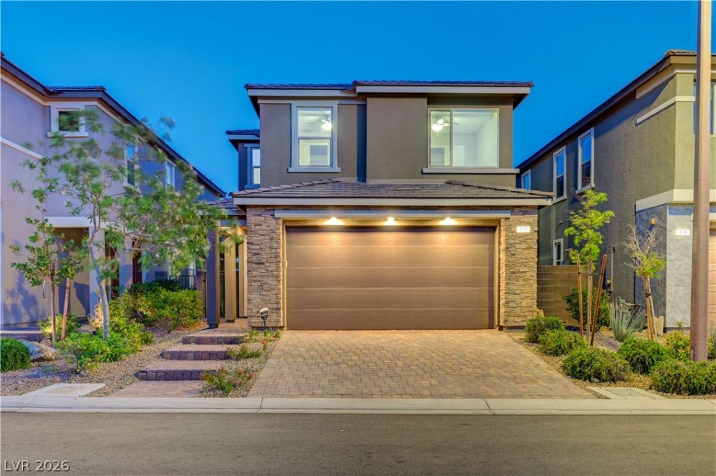 372 Purple Sandpiper Street, Las Vegas, NV 89138 Main Photo