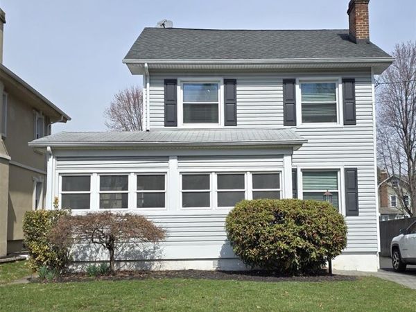65 Carteret Street, BLOOMFIELD, NJ 07003