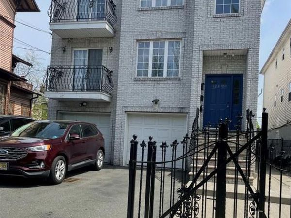 128-130 Lincoln Avenue, NEWARK, NJ 07104