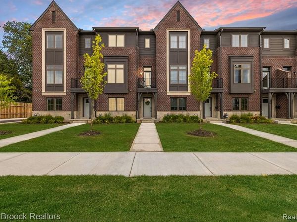 386 Notre Dame Street , Grosse Pointe, MI 48230