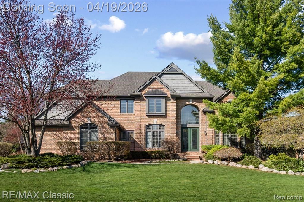 12282 Deer Creek Circle , Plymouth Township, MI 48170 Main Photo