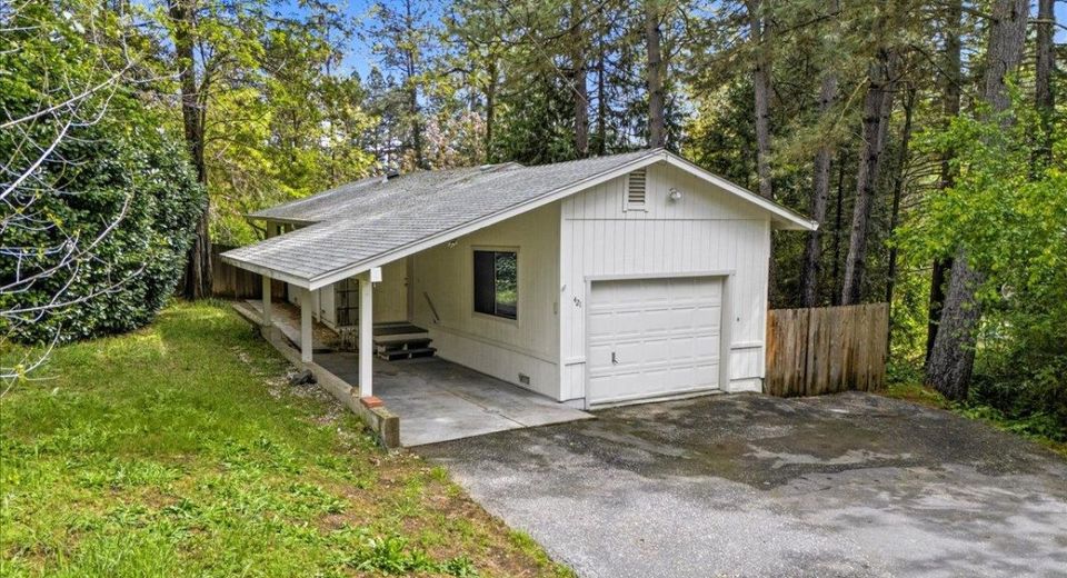 421 Brighton St, Grass Valley, CA 95945 Photo