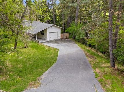 421 Brighton St, Grass Valley, CA 95945 Photo