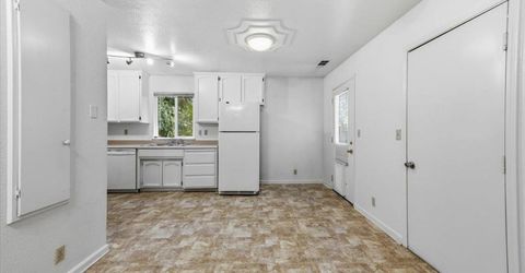 421 Brighton St, Grass Valley, CA 95945 Photo