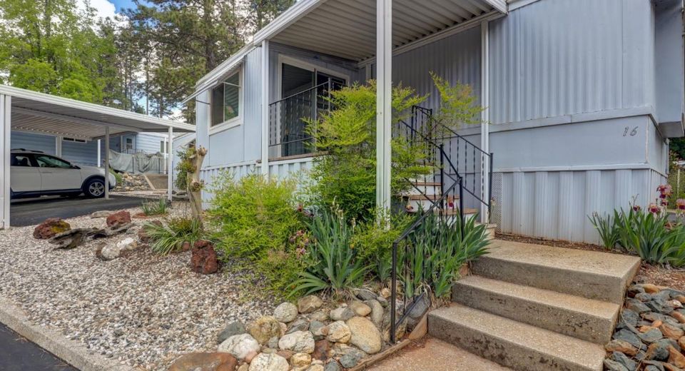 16 Juan Way, Grass Valley, CA 95945 Photo