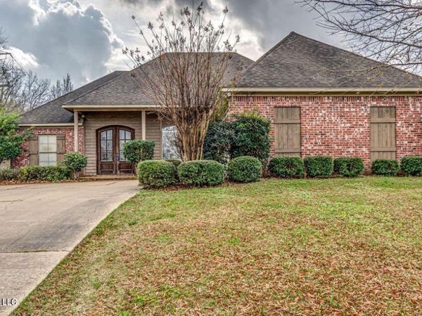 401 Ash Tree Lane, Madison, MS 39110