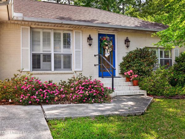 89364 E Diamondhead Drive, Diamondhead, MS 39525