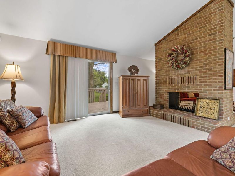 6696 Maplebrook Lane, Columbus, OH 43235 Photo 14