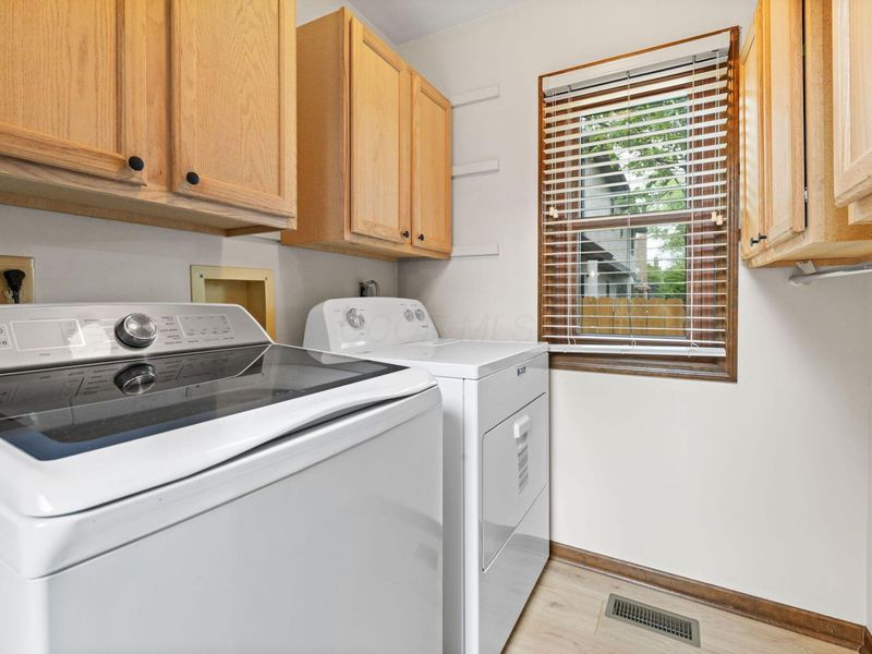 6696 Maplebrook Lane, Columbus, OH 43235 Photo 24