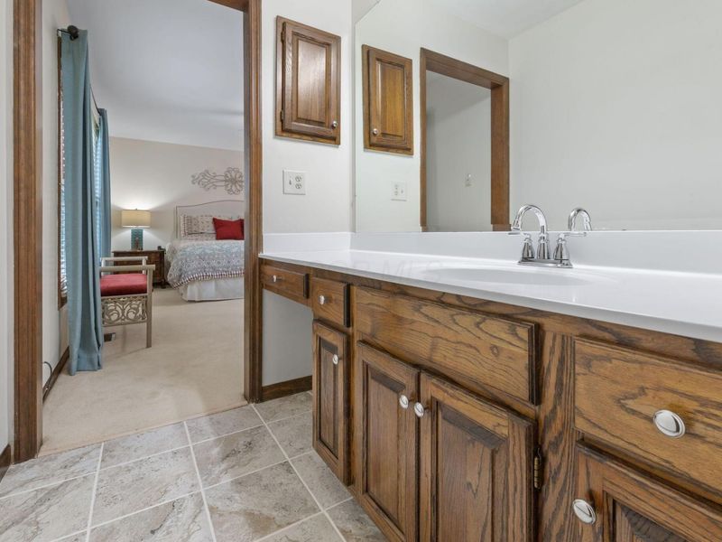 6696 Maplebrook Lane, Columbus, OH 43235 Photo 33