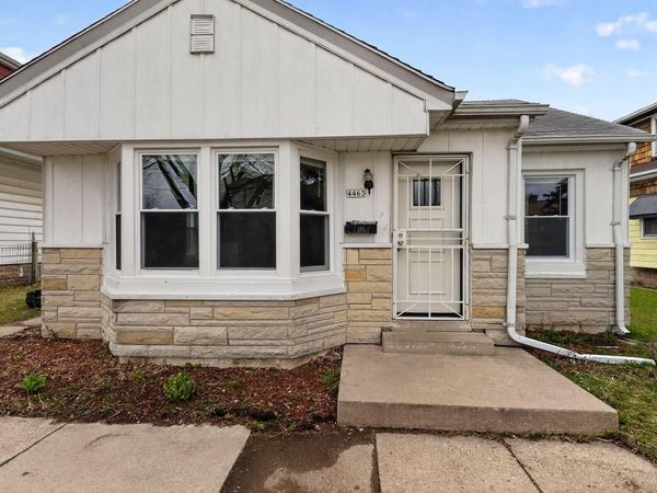 4463 N 36th STREET, Milwaukee, WI 53209