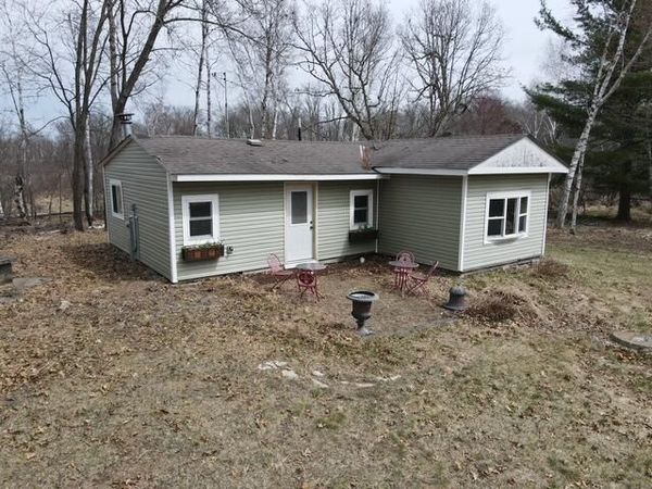 6432 N 11th COURT, Westfield, WI 53964
