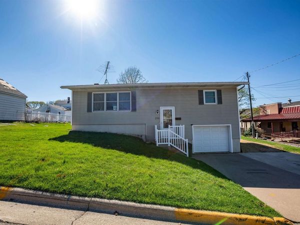 210 Union Street, Dodgeville, WI 53533