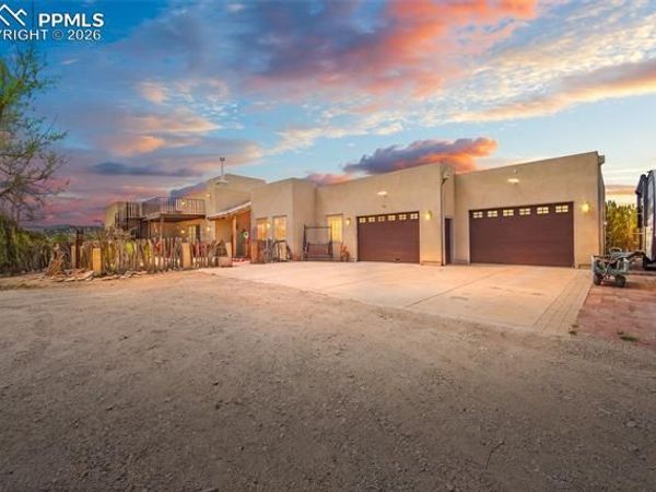 8200 Abbey Road, Pueblo, CO 81004