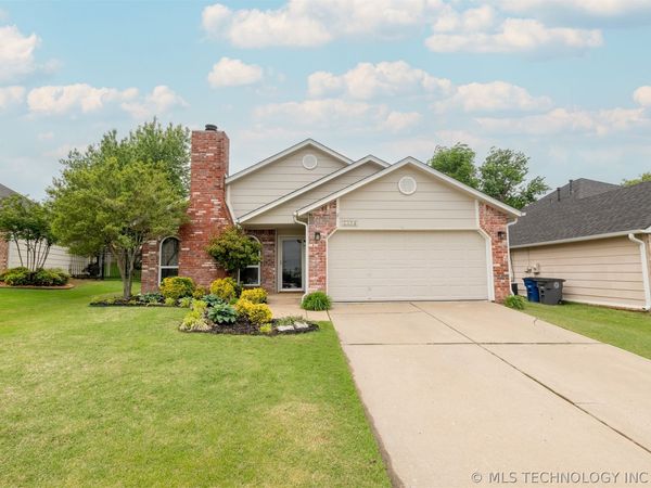 9320 S 95th East Place , Tulsa, OK 74133