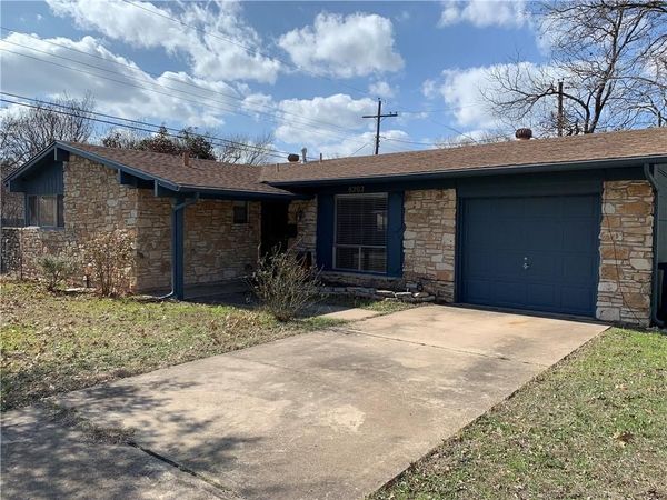 8202 Renton DR , Austin, TX 78757