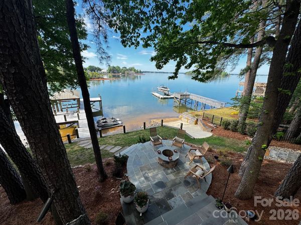 20931 Island Forest Drive , Cornelius, NC 28031