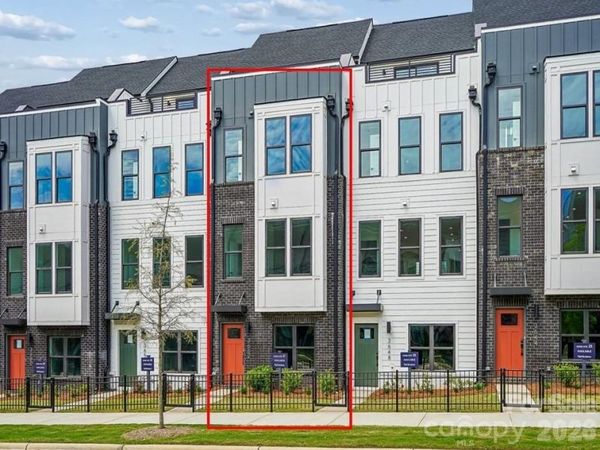 3652 S Tryon Street , Charlotte, NC 28217