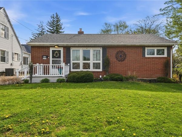 265 S Oakdale Ave, Hermitage, PA 16148