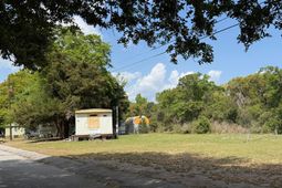 5708 Dakota Street  photo 4