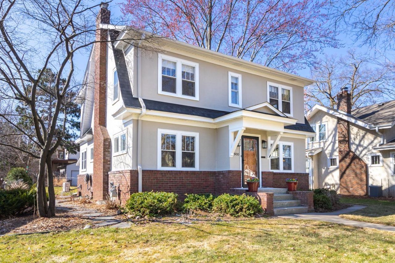 1900 Goodrich Avenue, Saint Paul, MN 55105