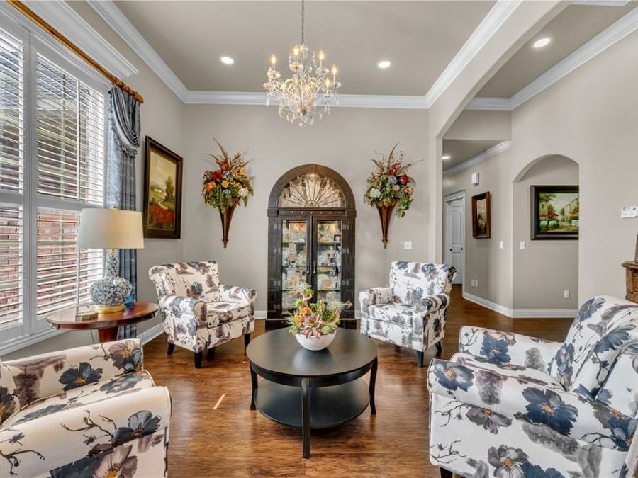 Property Image 6