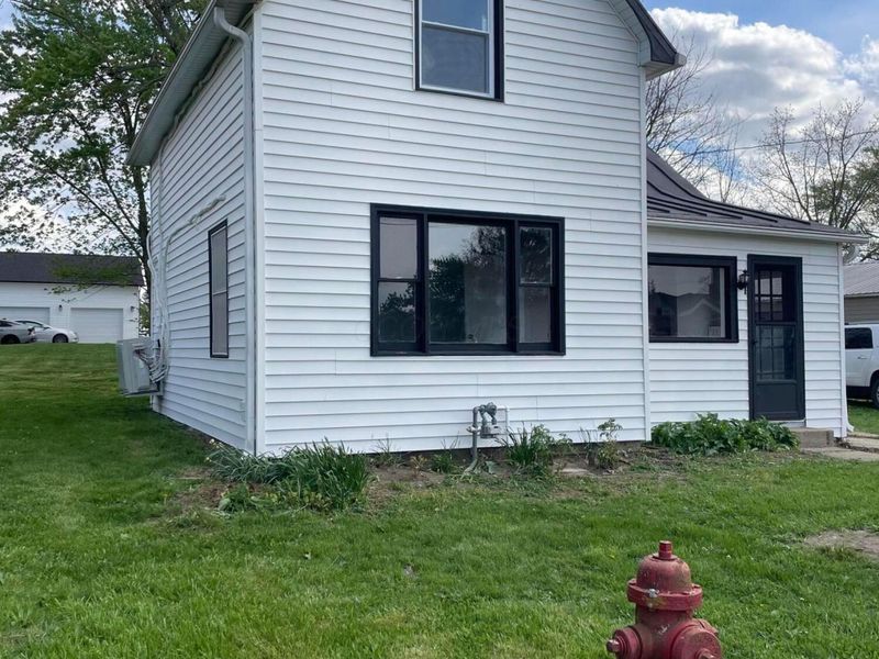 111 Hamilton Street, New Holland, OH 43145 Photo 2