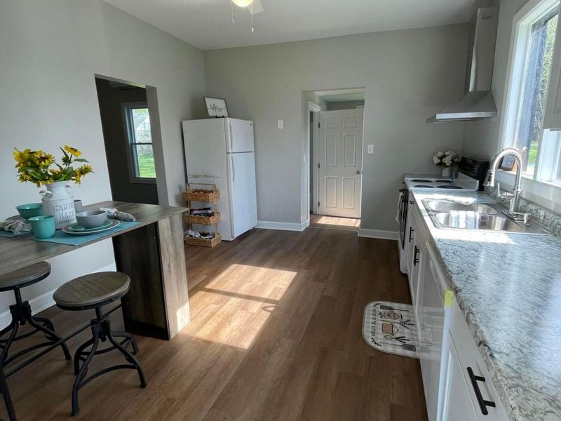 111 Hamilton Street, New Holland, OH 43145 Photo 5