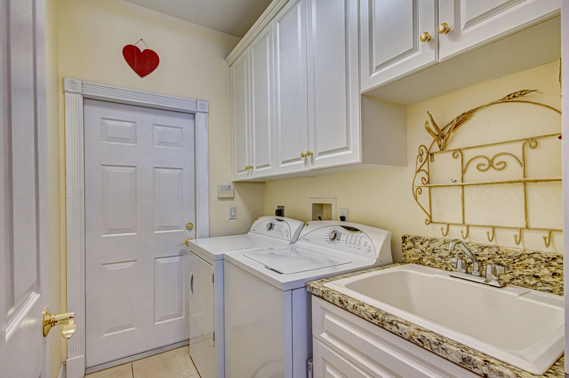 9122 SE Pomona Street, Hobe Sound, FL 33455 Photo