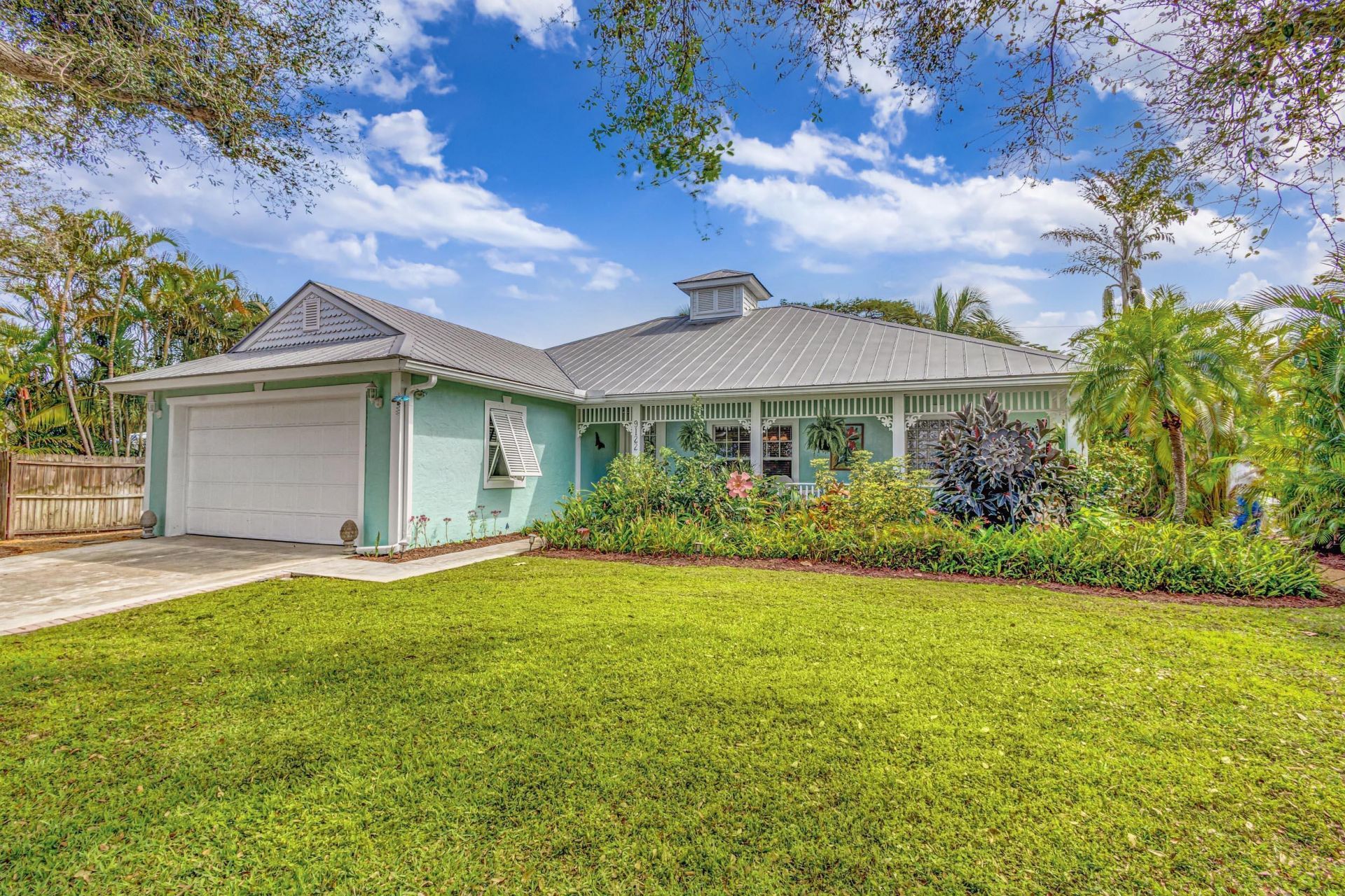 9122 SE Pomona Street, Hobe Sound, FL 33455 Photo