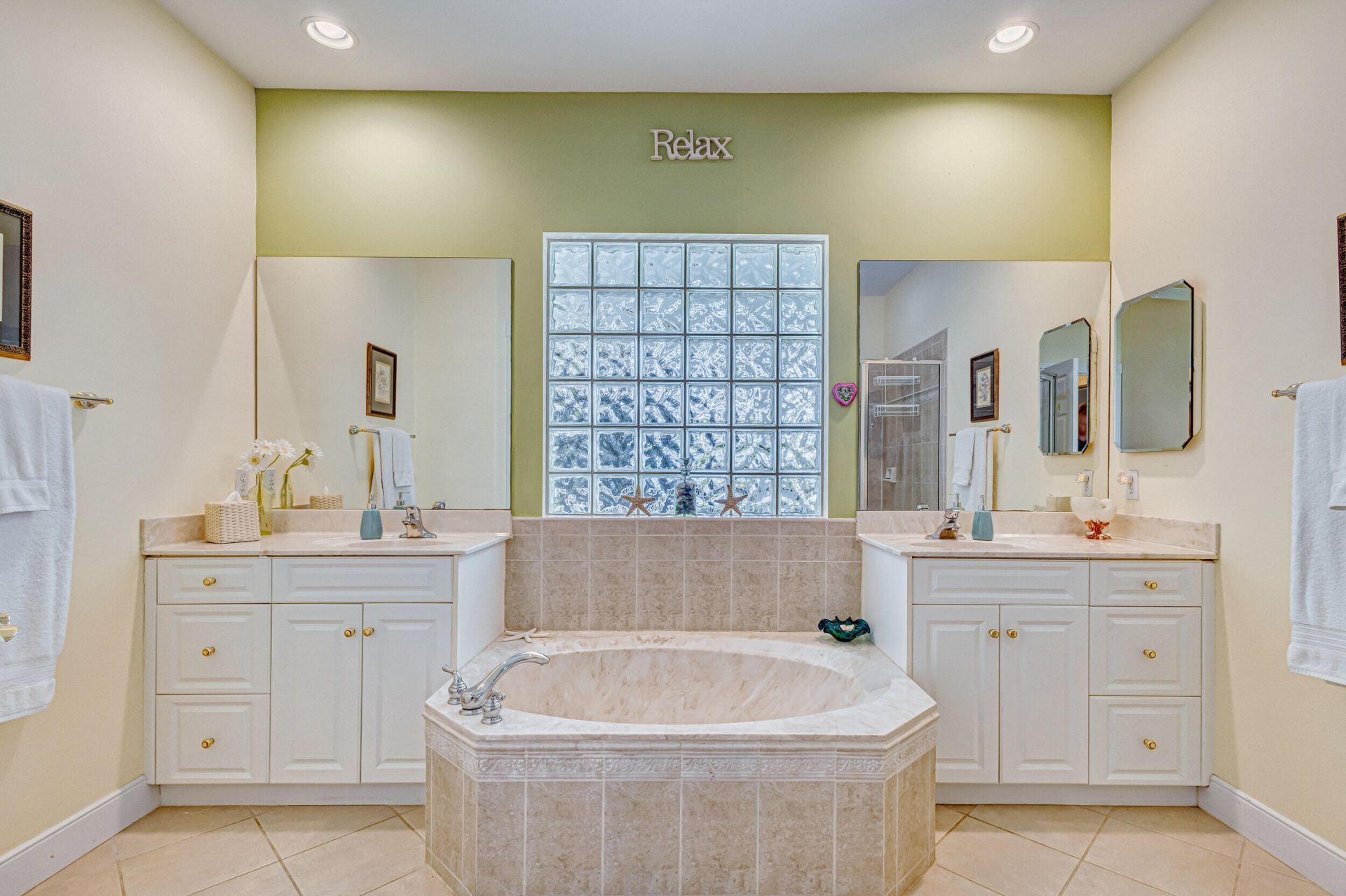 9122 SE Pomona Street, Hobe Sound, FL 33455 Photo