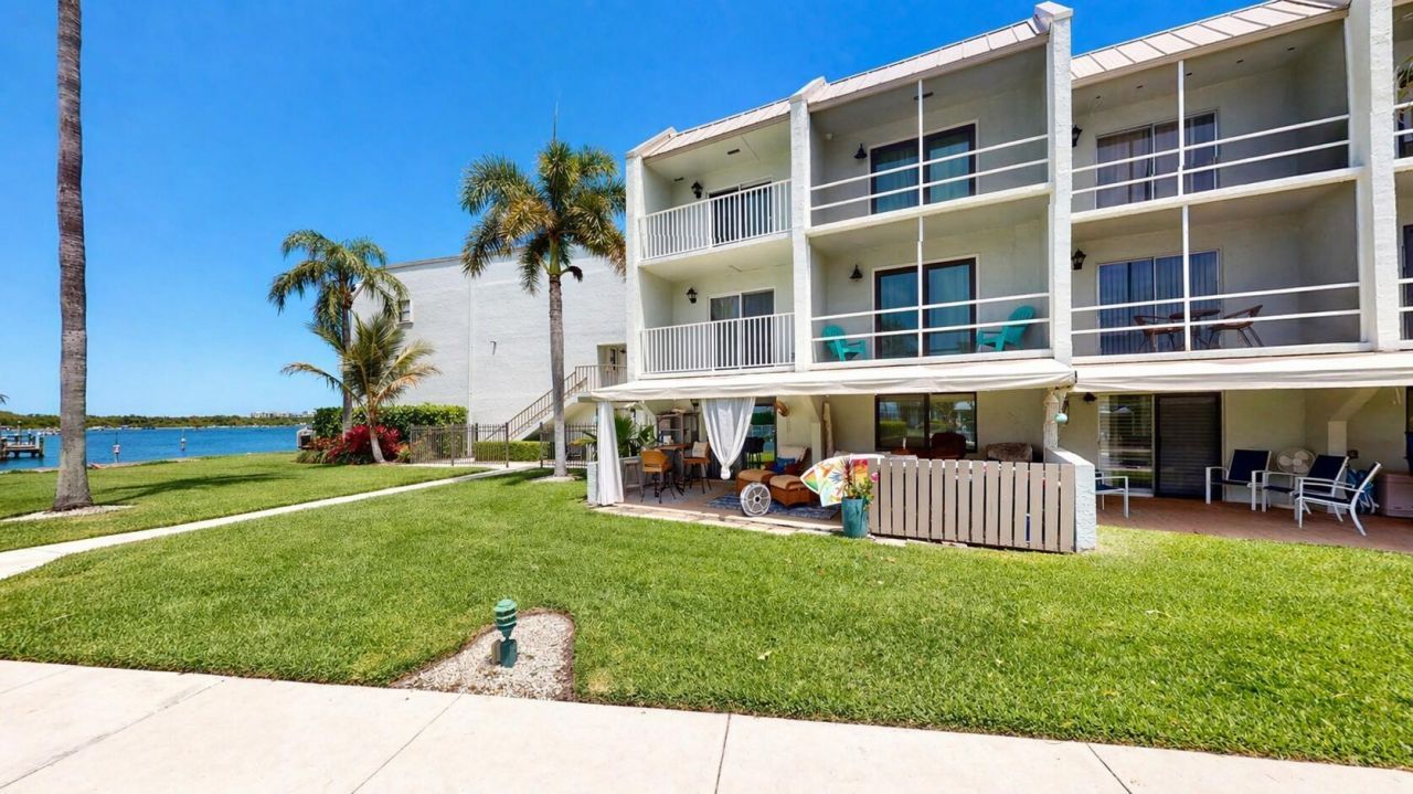 1300 Seaway Drive, Unit D13, Fort Pierce, FL 34949 Photo