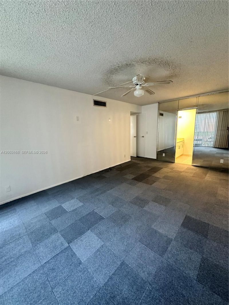 701 Three Islands Blvd, Unit 110, Hallandale Beach, FL 33009 Photo