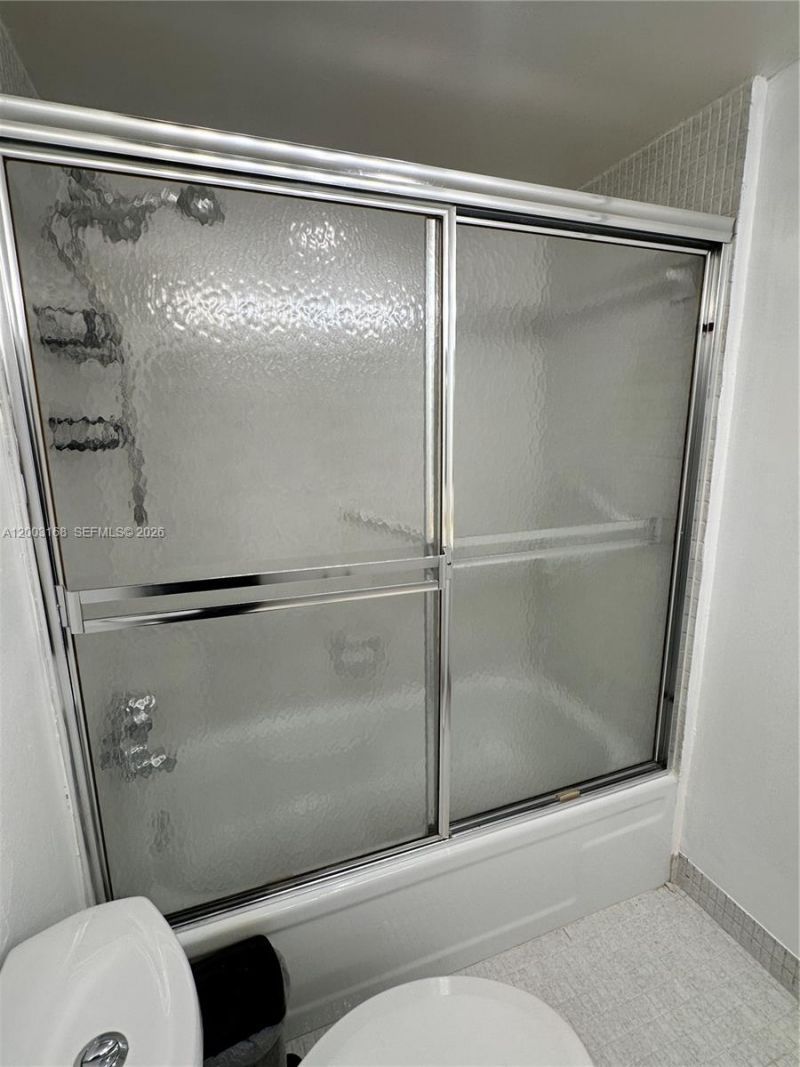 701 Three Islands Blvd, Unit 110, Hallandale Beach, FL 33009 Photo