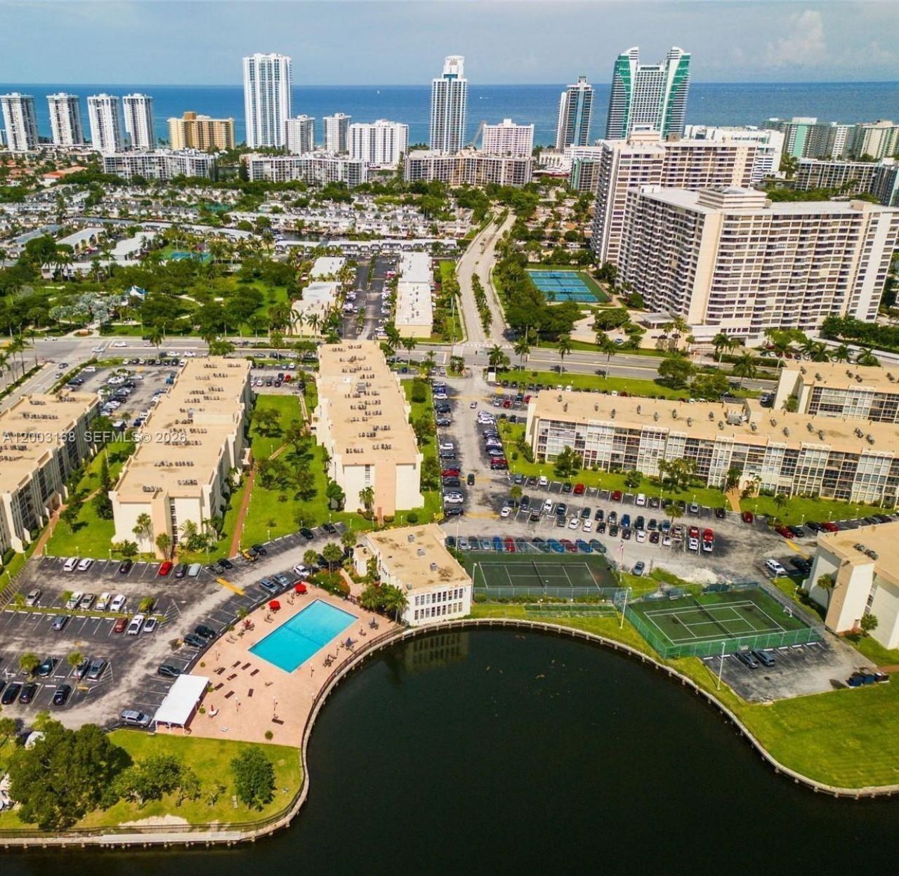 701 Three Islands Blvd, Unit 110, Hallandale Beach, FL 33009 Photo