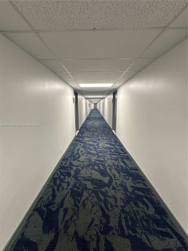 701 Three Islands Blvd, Unit 110, Hallandale Beach, FL 33009 Photo