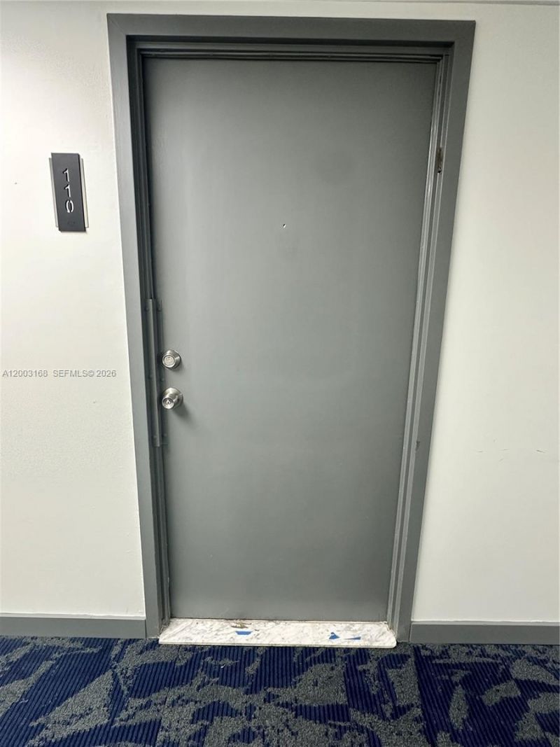 701 Three Islands Blvd, Unit 110, Hallandale Beach, FL 33009 Photo