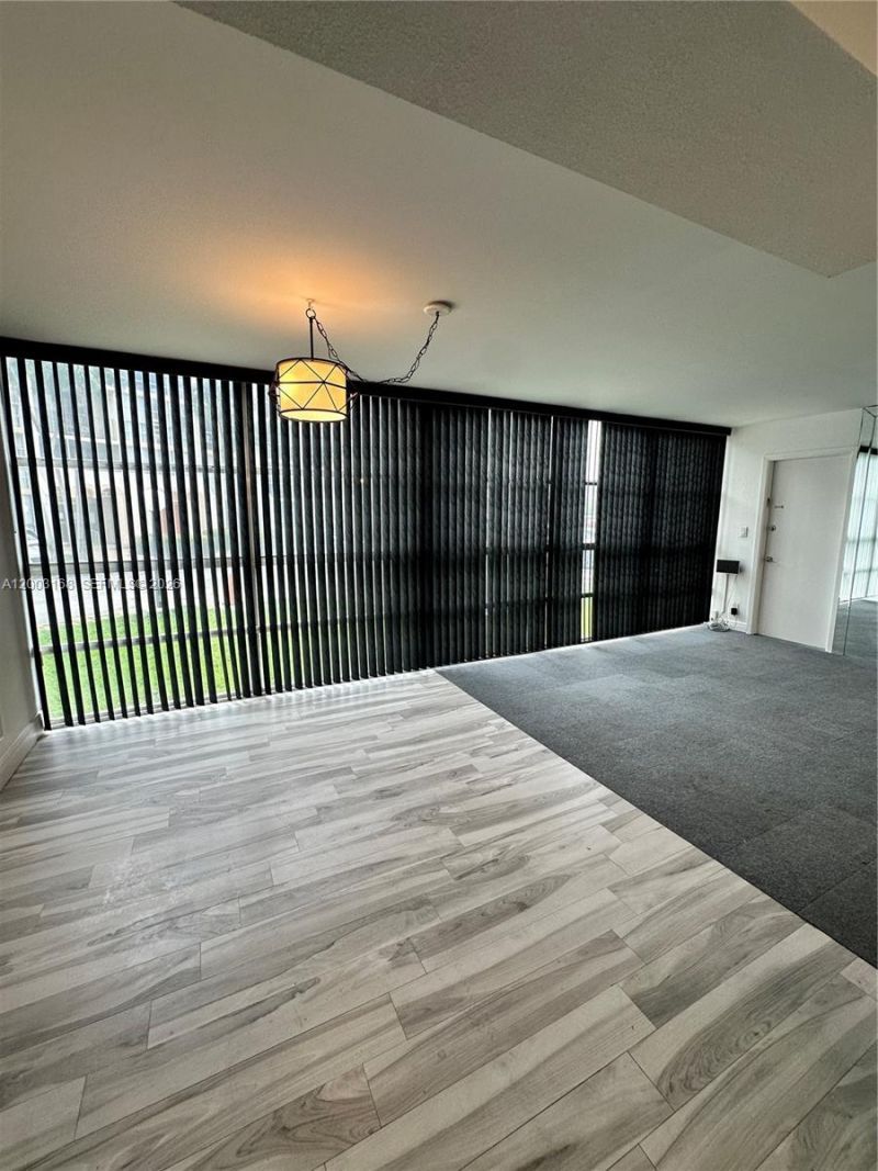 701 Three Islands Blvd, Unit 110, Hallandale Beach, FL 33009 Photo