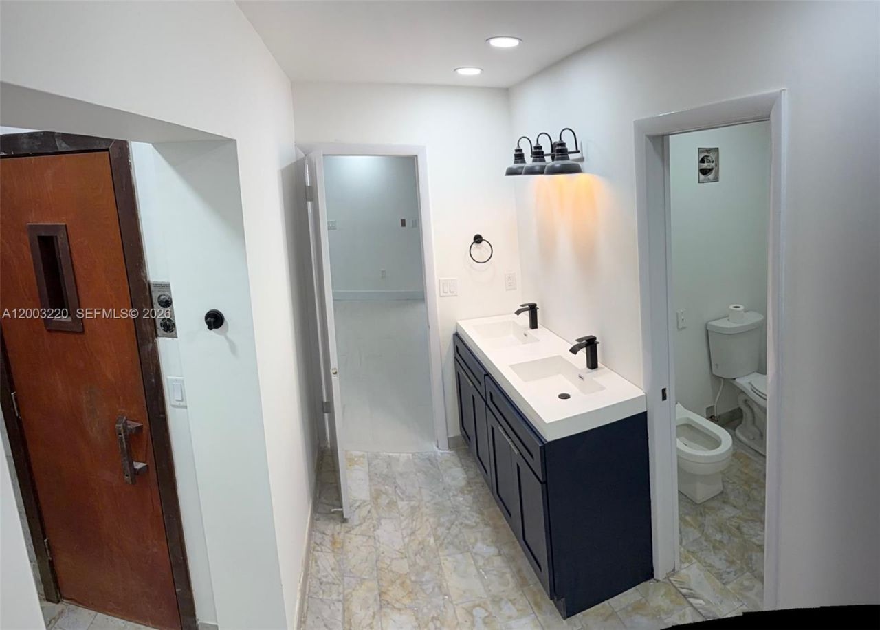 3877 Estepona Ave, Unit 9E1, Doral, FL 33178 Photo