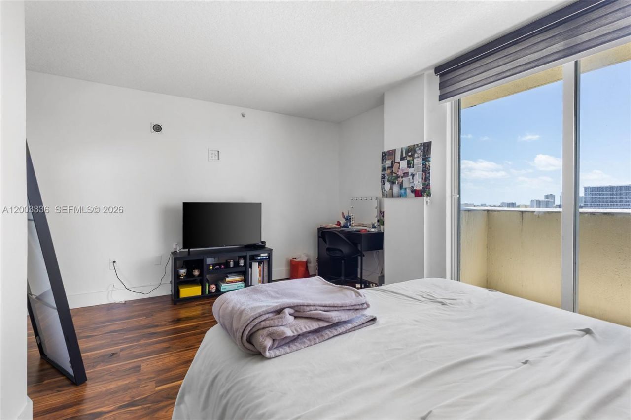 3000 Coral Way , Unit 1110, Miami, FL 33145 Photo