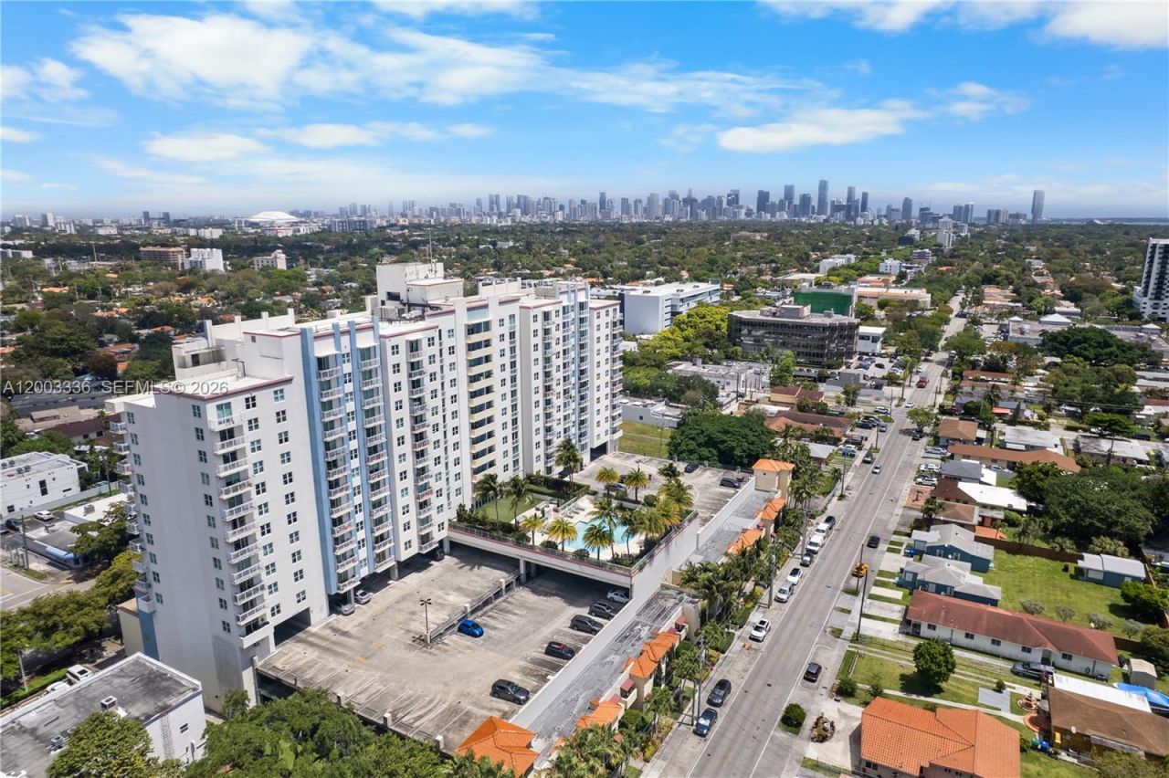 3000 Coral Way , Unit 1110, Miami, FL 33145 Photo
