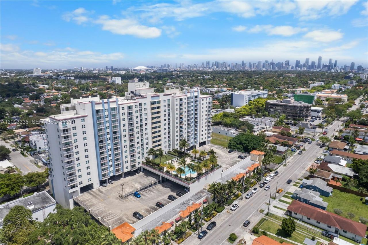 3000 Coral Way , Unit 1110, Miami, FL 33145 Photo