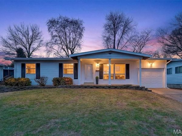 2500 Dove Drive , Florissant, MO 63031