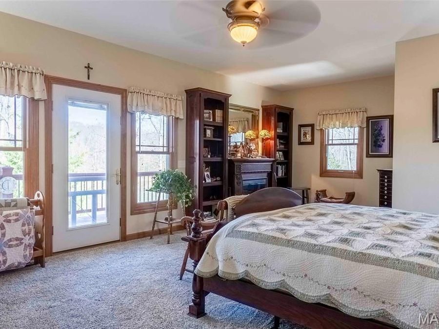 Property Image 28
