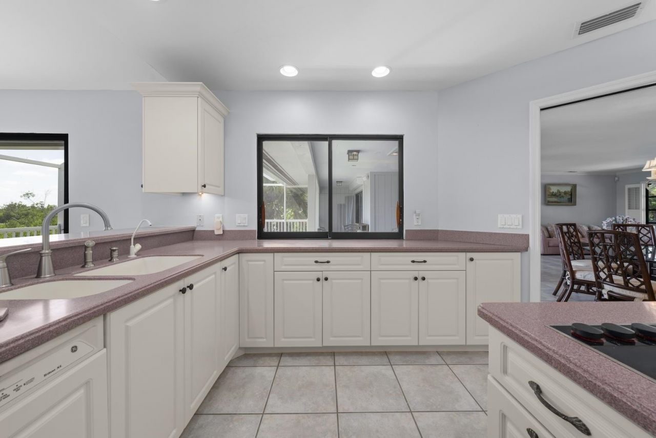 5135 Joewood Dr, Sanibel, FL 33957 Photo