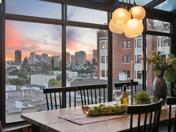 525 Mandana Blvd, Unit 402, Oakland, CA 94610