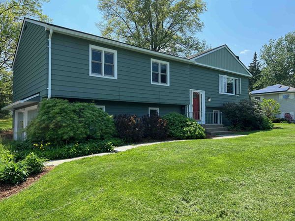 338 Collamer Circle, Shelburne, VT 05482